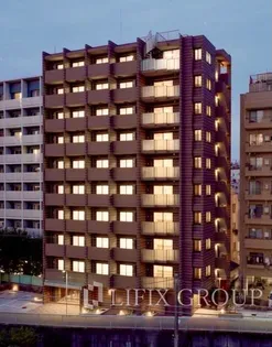 プレール・ドゥーク新宿下落合【7階】の外観