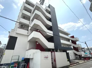 シャレー三井の画像