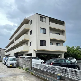 ラ ペルル城陽の画像
