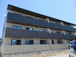 エスポワール鶴江C【1階】の外観