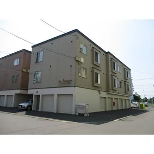 ラ プリマヴェーラ弐番館の画像