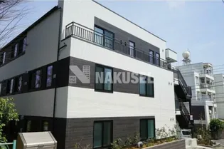 クレスト下馬の画像