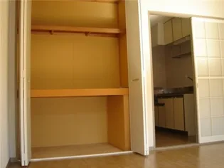 ファミール竹内 C【1階】の内装