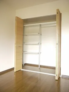 メゾンモンマルトル2【1階】の内装