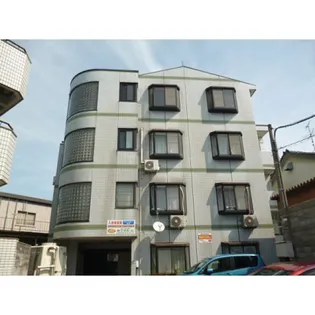 グリーンシティ魚津【2階】の外観