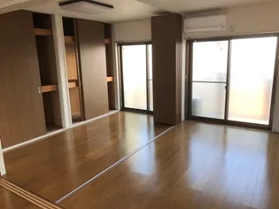 本町マンション【5階】の外観