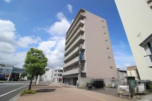 高知県高知市新本町2【マンション】の外観