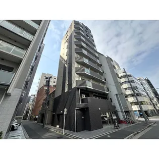 東京都千代田区鍛冶町1【マンション】の外観