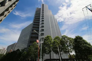 リバ-&タワ-【13階】の外観