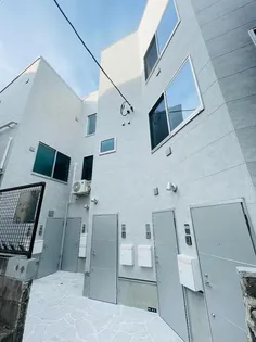 東京都新宿区四谷坂町【マンション】の外観