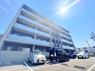 アン シャトウの画像