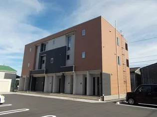 三重県鈴鹿市安塚町【アパート】の外観