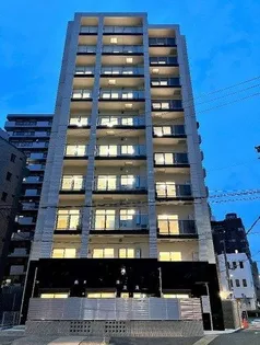 フェアモント千代田【5階】の外観