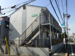 プラムハウスの画像