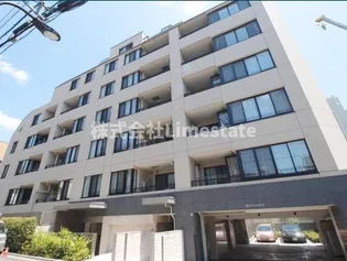 ジオ四谷坂町【1階】の外観