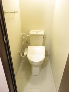 ロイヤル江戸橋【2階】の内装