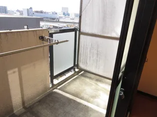 ロイヤル江戸橋【2階】の内装