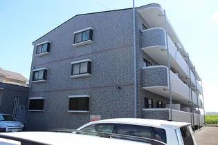 愛知県あま市篠田鳥羽見【マンション】の外観