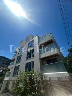 イプセ白金【3階】の外観