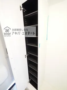 モデルナ【2階】の内装