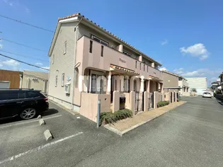 アウローラ A棟の外観