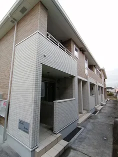 ソレアード西勝山【2階】の外観