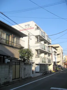 東京都世田谷区下馬2【マンション】の外観