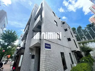 東京都港区六本木6【マンション】の外観