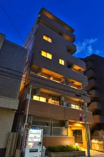 東京都新宿区東五軒町【マンション】の外観