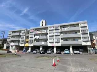 FIIIヴィラ【4階】の外観