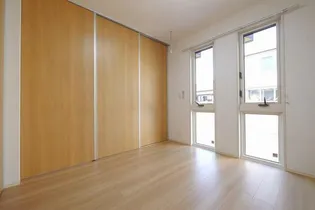 コートM【2階】の居間