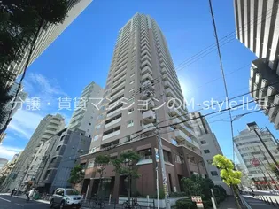 クロスレジデンス大阪新町(旧:ベルファース大阪新町)【8階】の外観