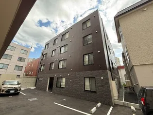 北海道札幌市西区八軒三条西1【マンション】の外観