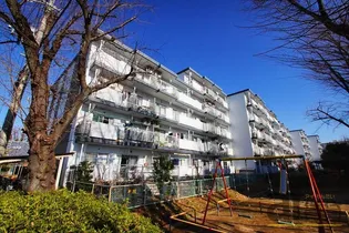 みどり野マンション D【1階】の外観