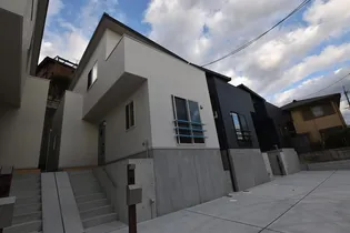 大阪府柏原市大字高井田【一戸建】の外観