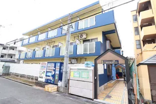 スカイブルー【1階】の外観