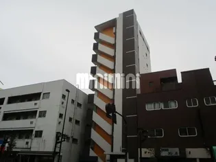 ファミーユ【6階】の外観