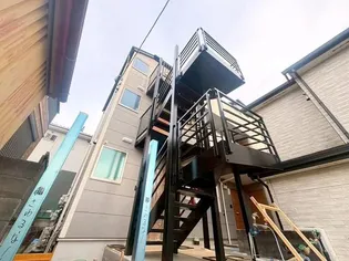 ハッピーヒルズ長後【2階】の外観