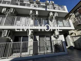 東京都新宿区下落合4【マンション】の外観