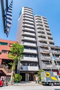 東京都新宿区西早稲田3【マンション】の外観