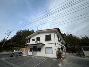 ファミーユさつきの画像