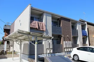愛知県津島市東中地町1【アパート】の外観