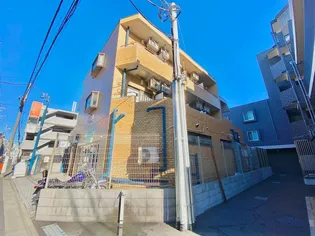タナック千歳烏山【1階】の外観