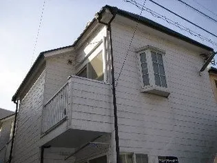 サニーフラット市川【1階】の外観