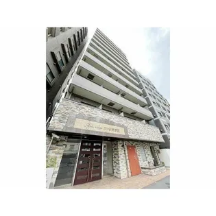 東京都新宿区市谷薬王寺町【マンション】の外観