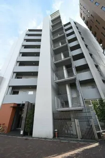 東京都新宿区中落合2【マンション】の外観