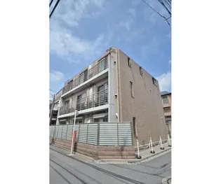 東京都中野区中野1【マンション】の外観