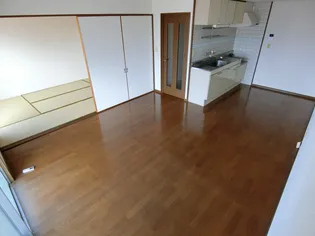 レジデンス17番館【3階】の地図