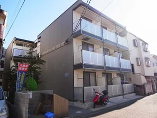 レオパレス英【3階】の外観