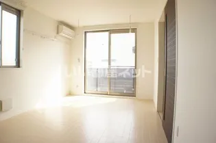 イル・デ・パン【1階】の居間